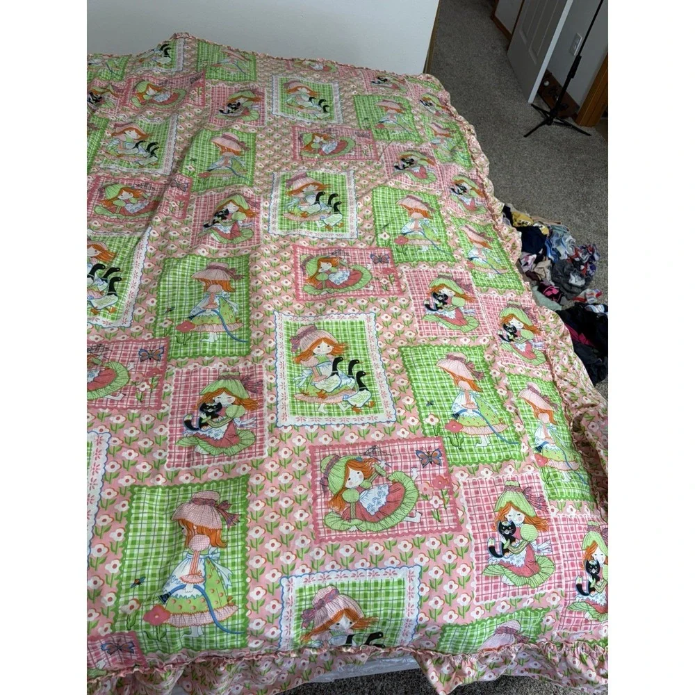 Sears 1970s Katies Patchwork Design Holly Hobby Fabric Bed Spread Cover/ Curtain